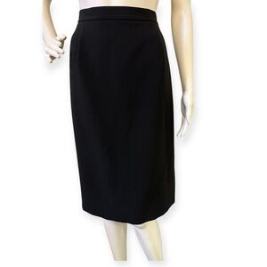 Elegant Black Women's Skirt
